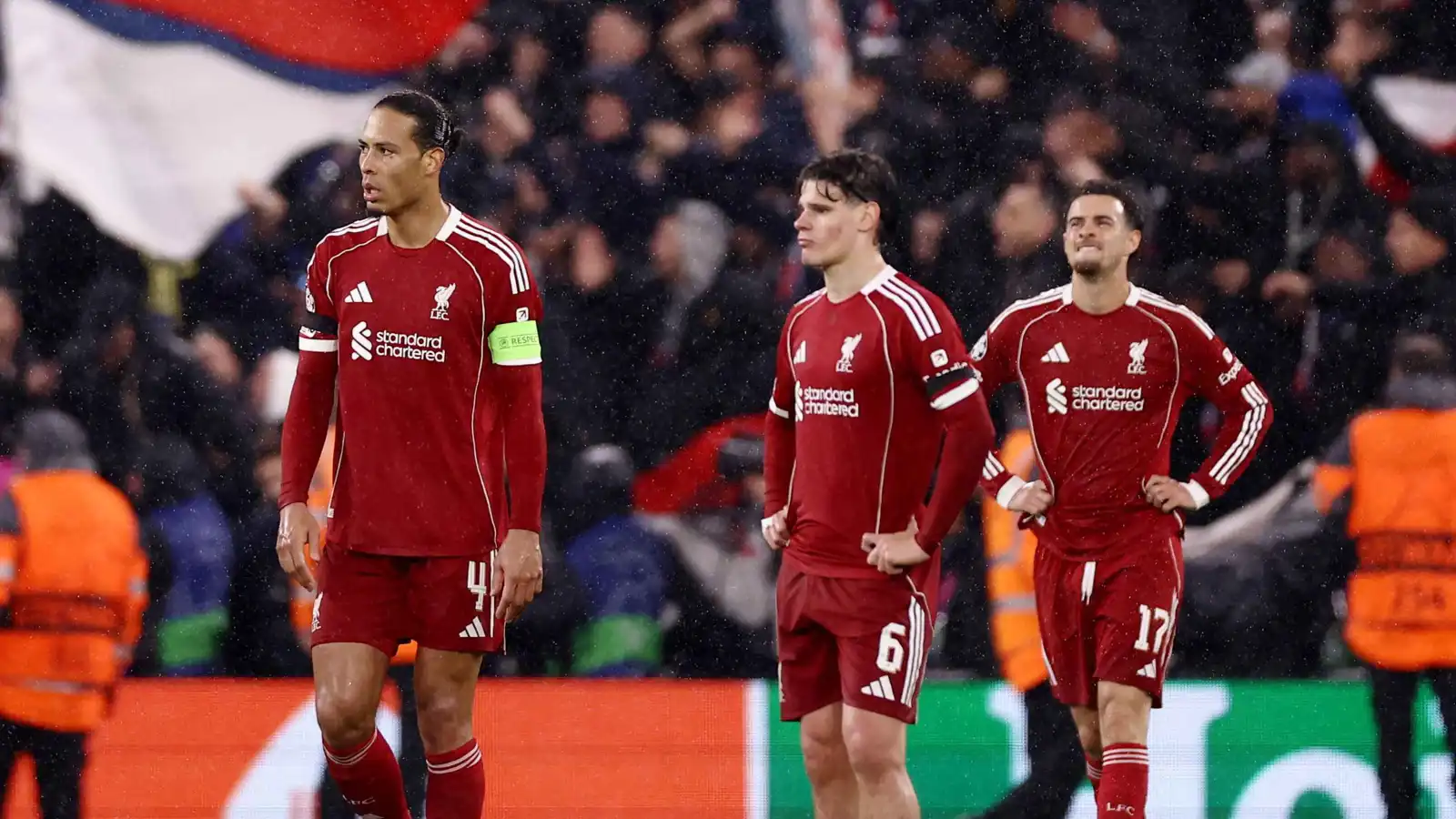 سيء طوال الموسم.. أكثر لاعب أثار استياء جمهور ليفربول ضد سان جيرمان