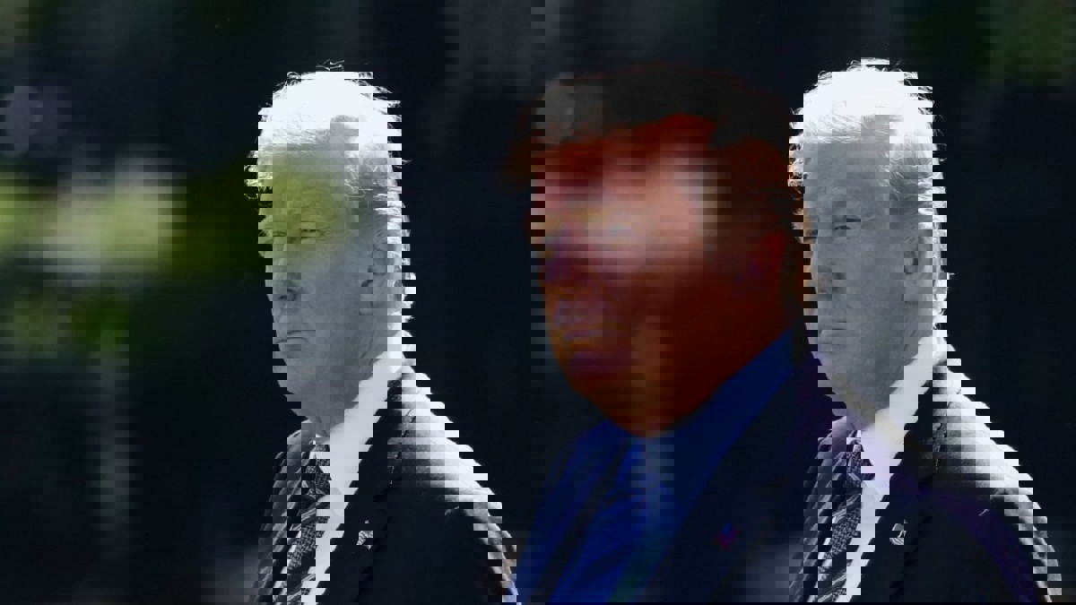 ترامب يؤجل فرض رسوم جمركية على واردات قطاع السيارات 6 أشهر 