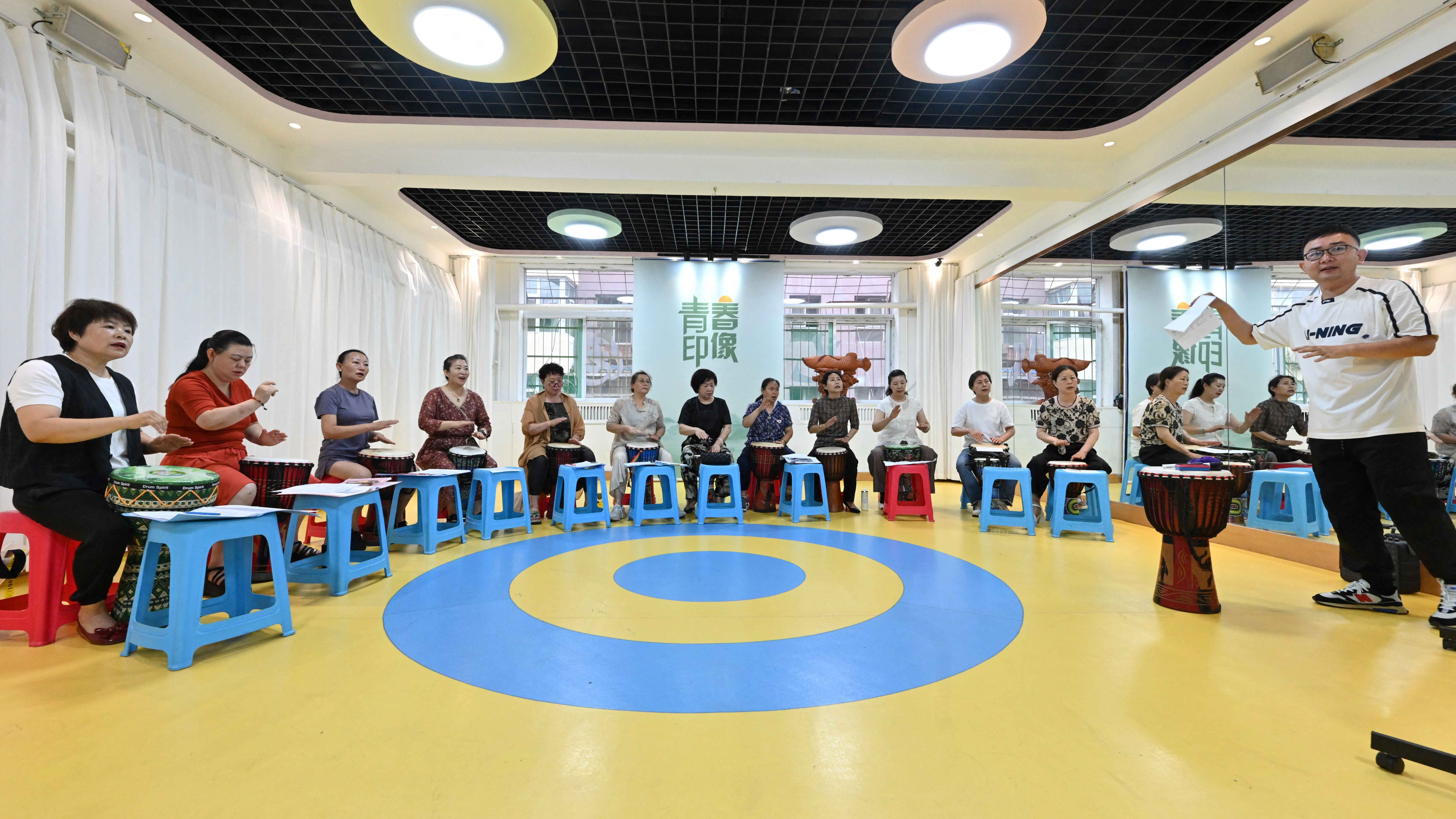 مع تزايد الشيخوخة.. رياض الأطفال تتحول إلى مراكز للمسنين في الصين