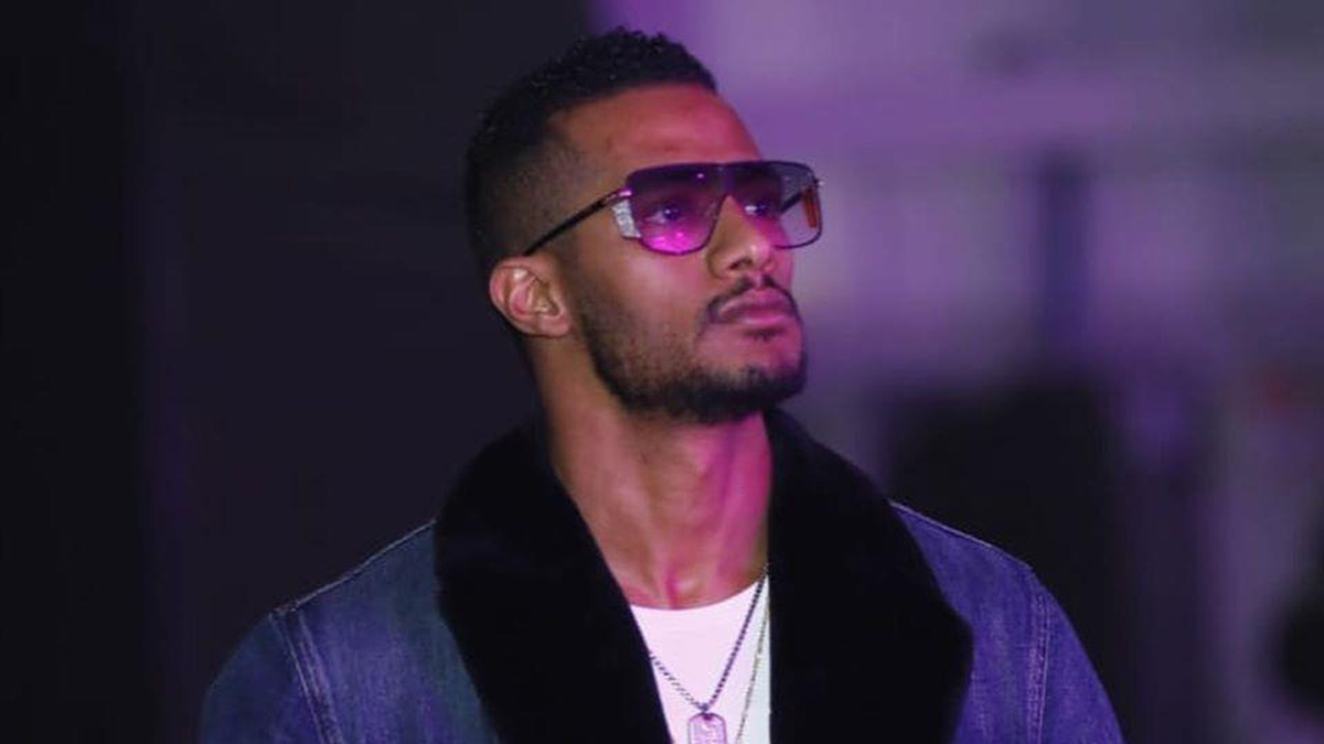 محمد رمضان: أمتلك فيديو قد يتسبب بحبس الطيار أبو اليسر (فيديو)