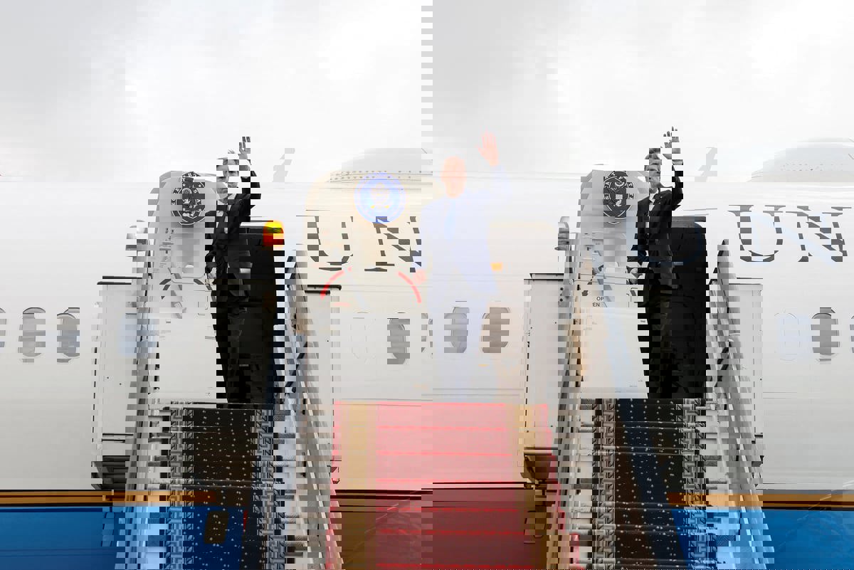 "عطل خطير" يؤجل رحلة بلينكن من دافوس