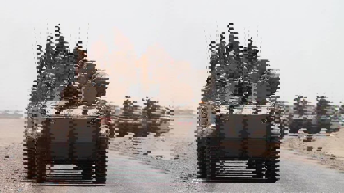 قتلى وجرحى إثر انفجارات طالت دوريات عسكرية جنوب اليمن