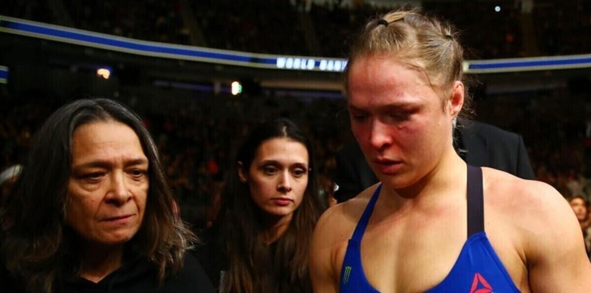 سر عناق روندا روزي ودانا وايت 45 دقيقة