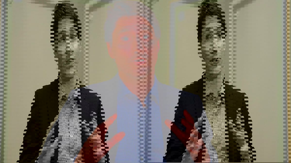 ترودو يعلن تشريعا لمنع بيع وشراء المسدسات