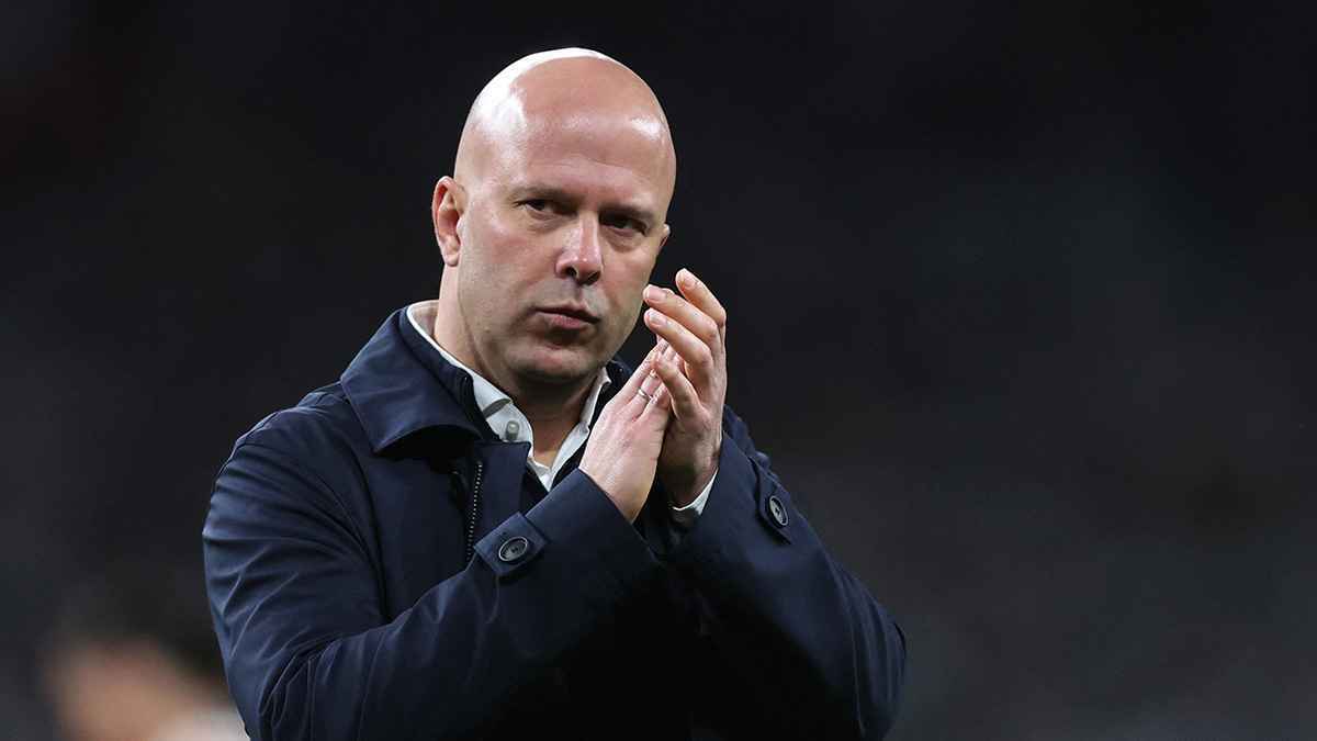 "نقطة سوداء".. هل كان أبو تريكة محقا في انتقاده لآرني سلوت؟