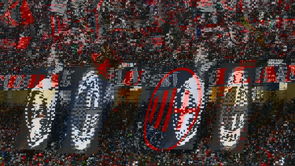 ميلان يتقبل عقوبة "يويفا" بإبعاده عن المباريات الأوروبية