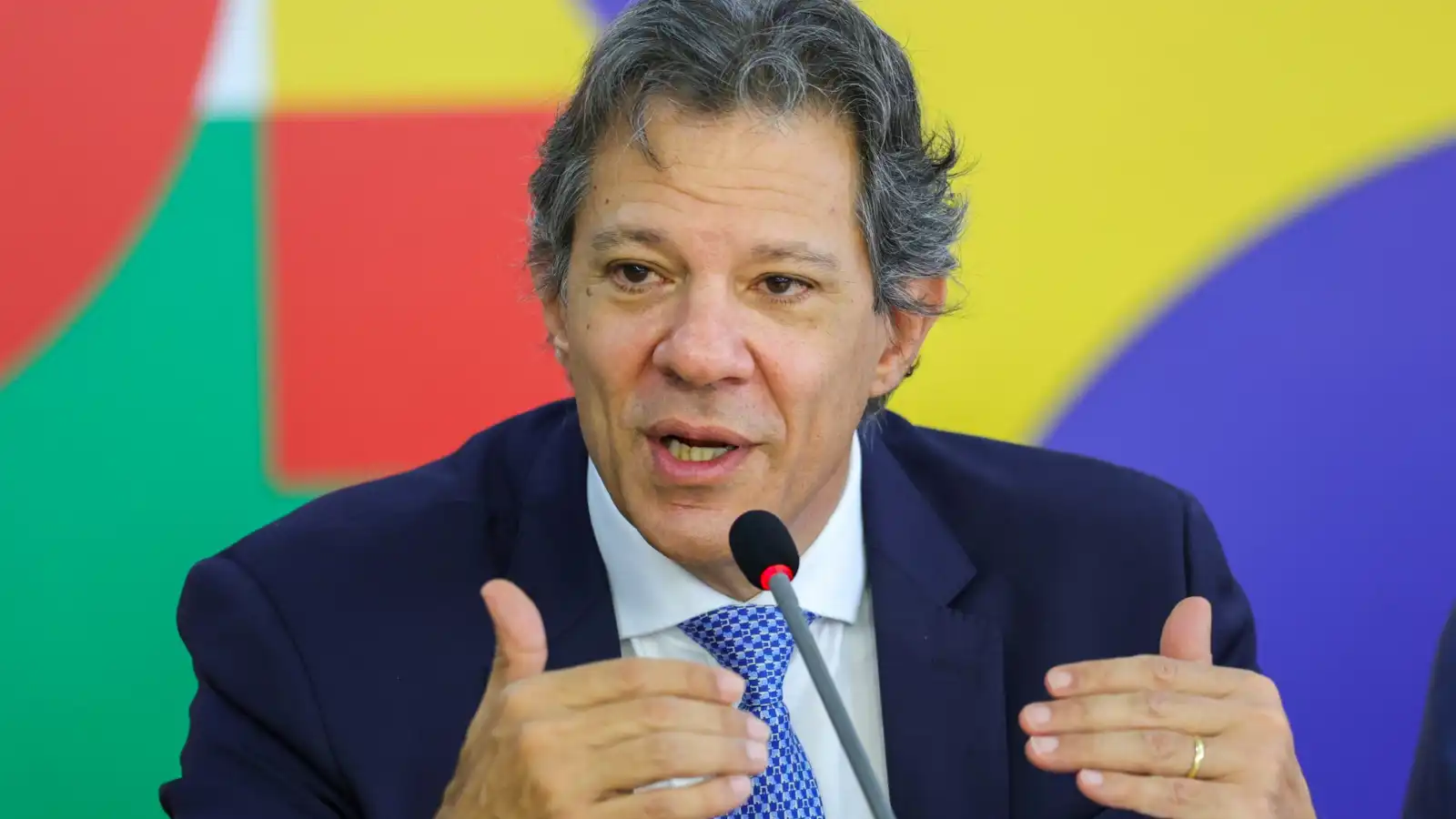 البرازيل: لا ندرس فرض قيود على توزيعات الأرباح ردا على ترامب