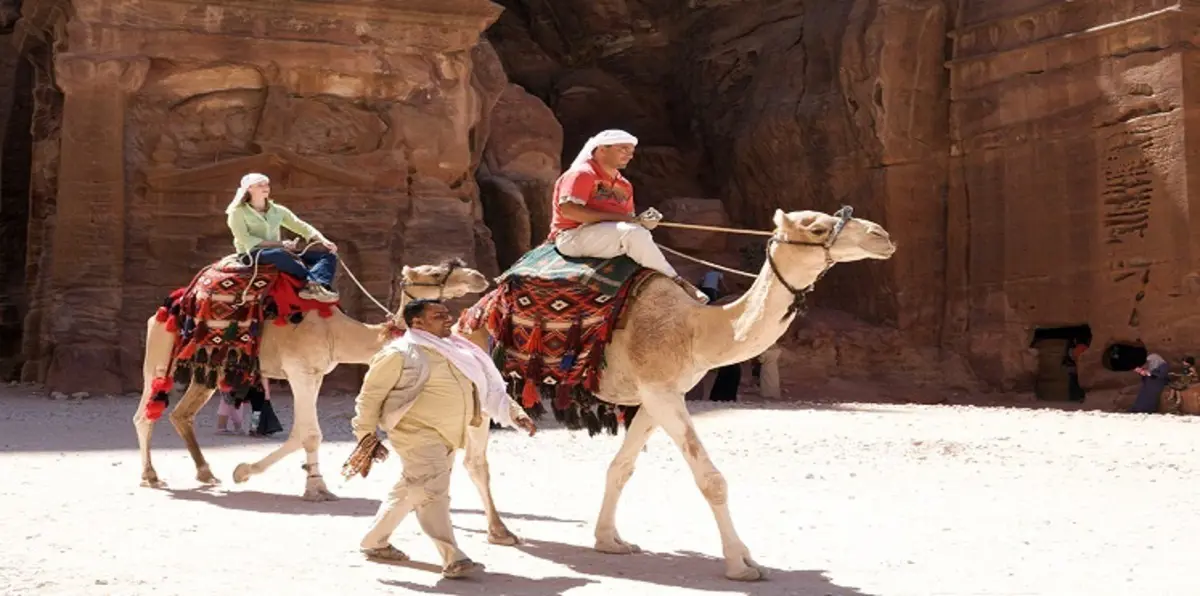 السياحة الوافدة في الأردن تتراجع 70%