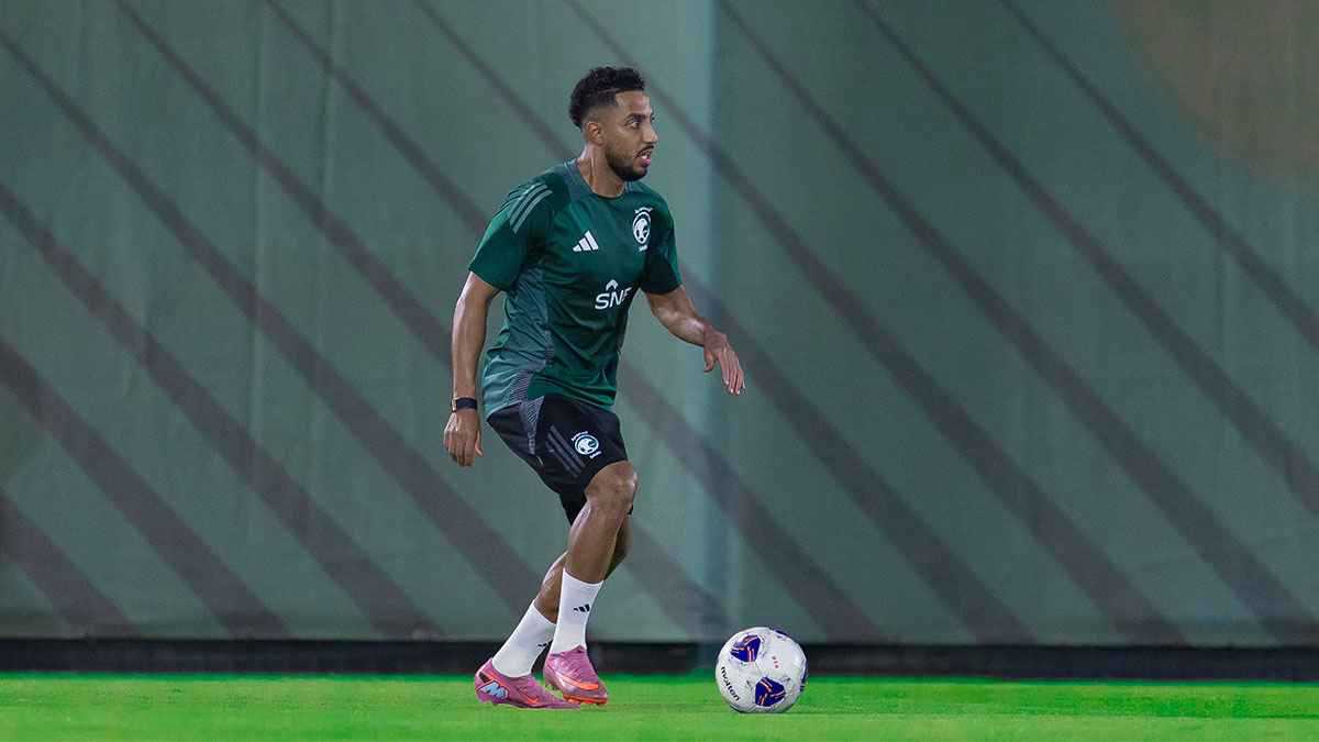 تأثيره على المنتخب سلبي.. أسطورة النصر السعودي يهاجم سالم الدوسري (فيديو)