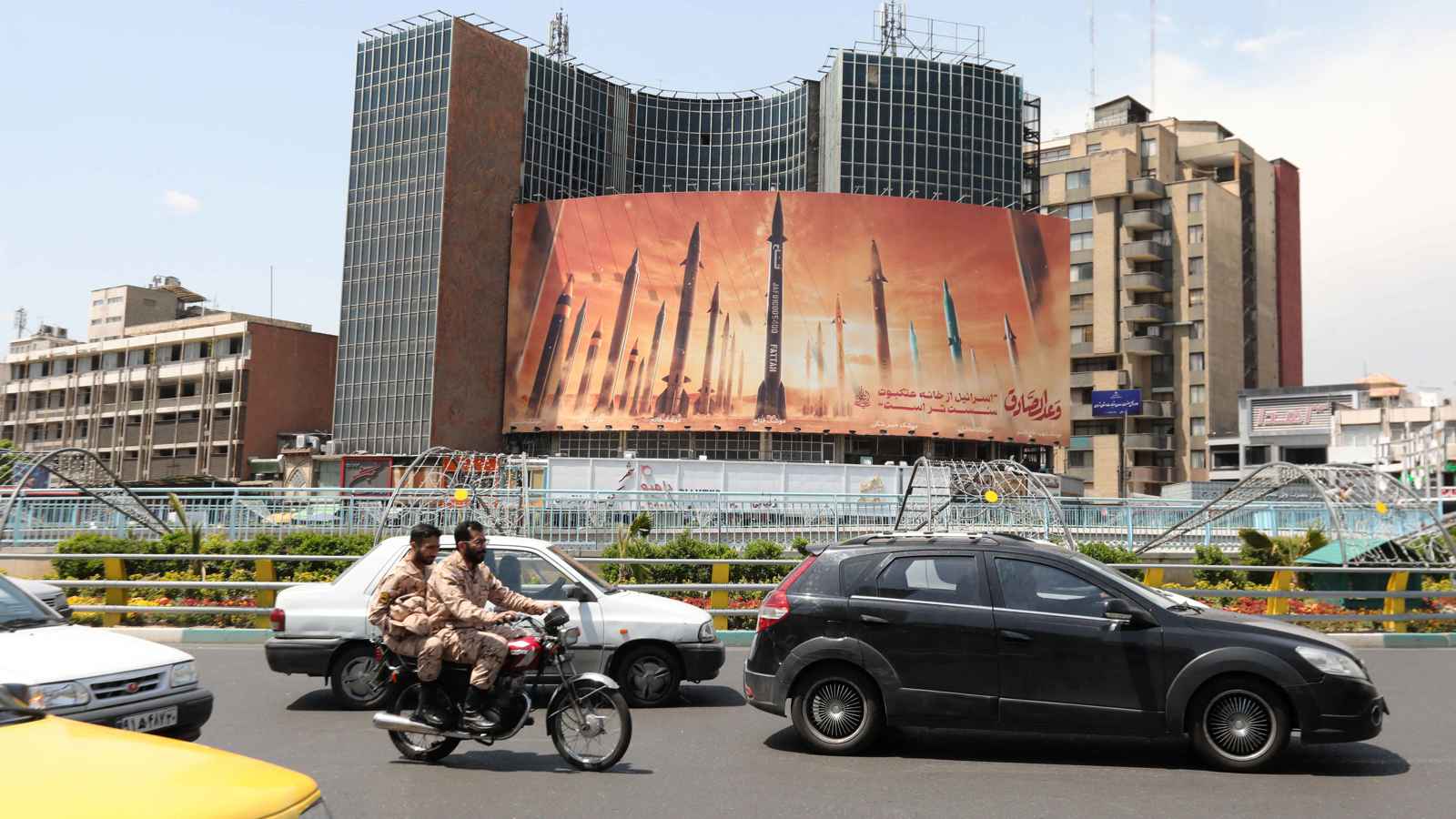 إيران: بنوك الأهداف الإسرائيلية "على طاولة القوات المسلحة"