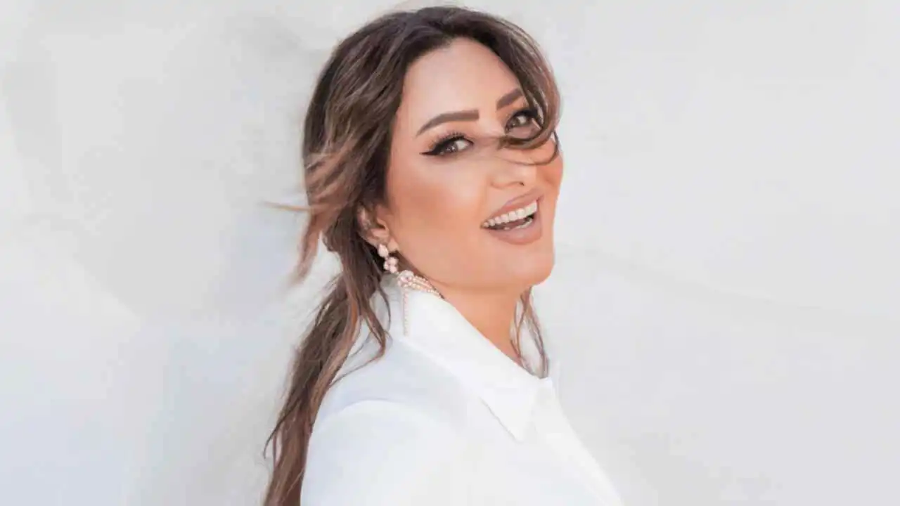 لطيفة تتحدث لـ "إرم نيوز" عن حفل قرطاج وتعاونها مع كاظم الساهر