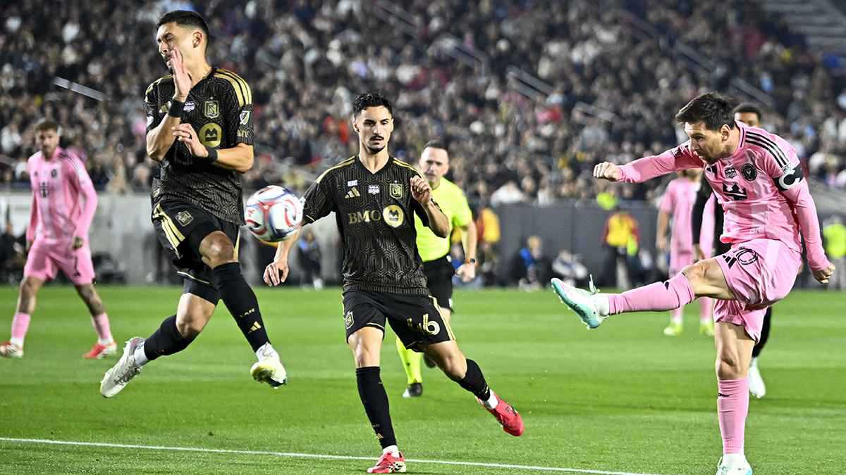 بعد غضبه وتوجهه نحو الحكام.. موقف رابطة الدوري الأمريكي من عقاب ميسي 