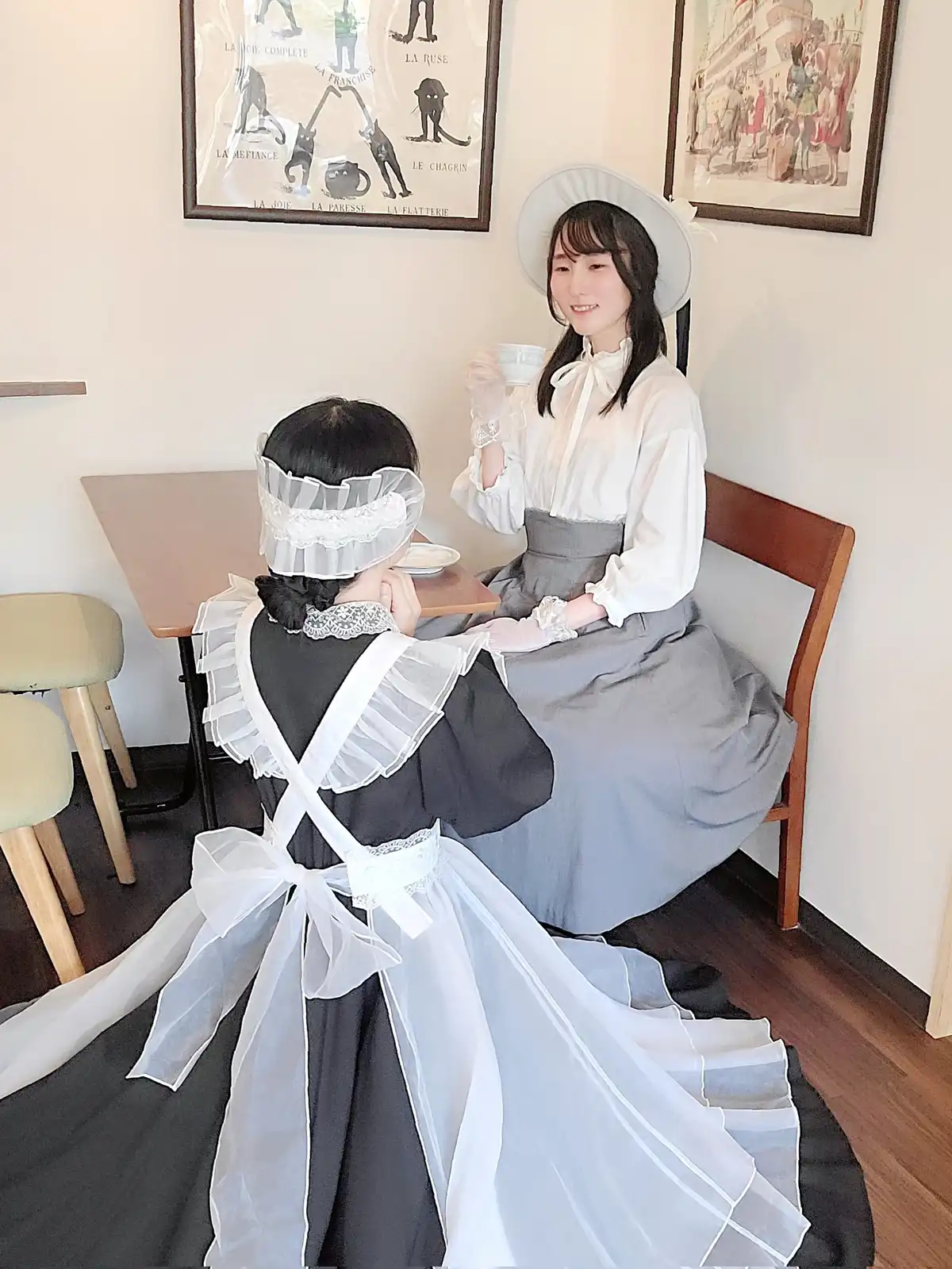 من صور المقهى