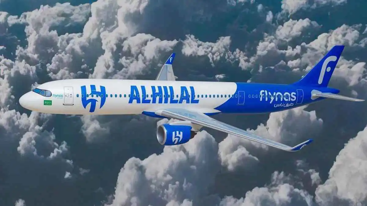 رد ناري من وليد الفراج على استئجار طائرة الهلال (فيديو)