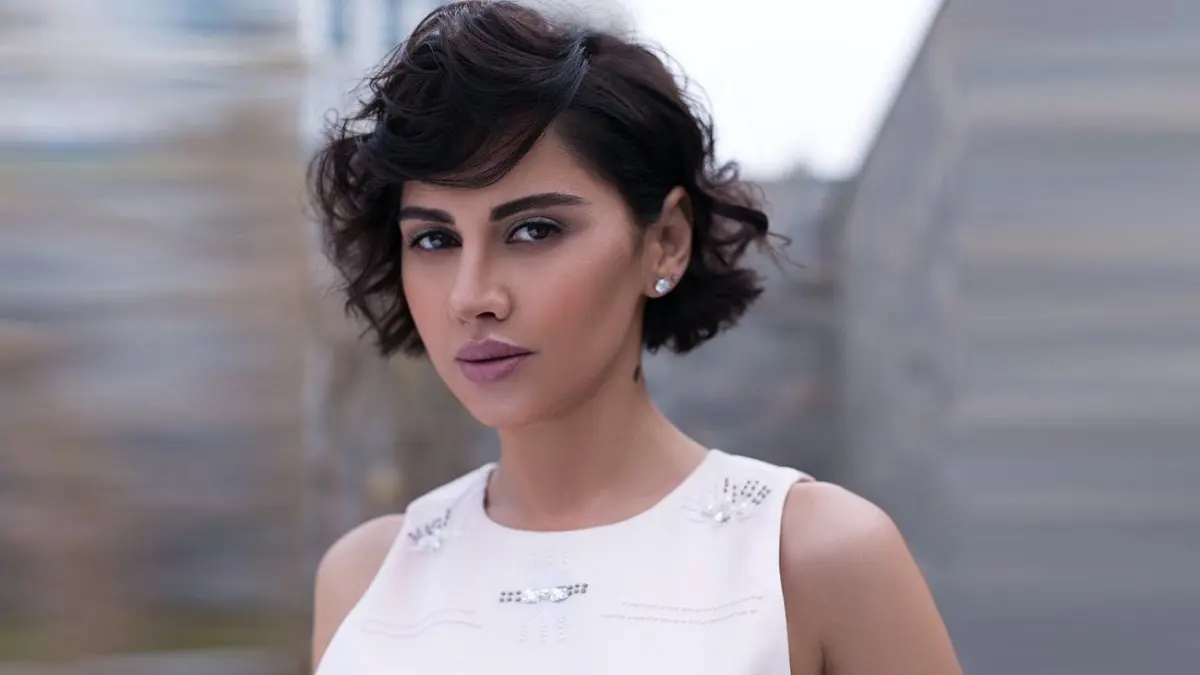 ياسمين رئيس ترد على شائعات انفصالها عن زوجها