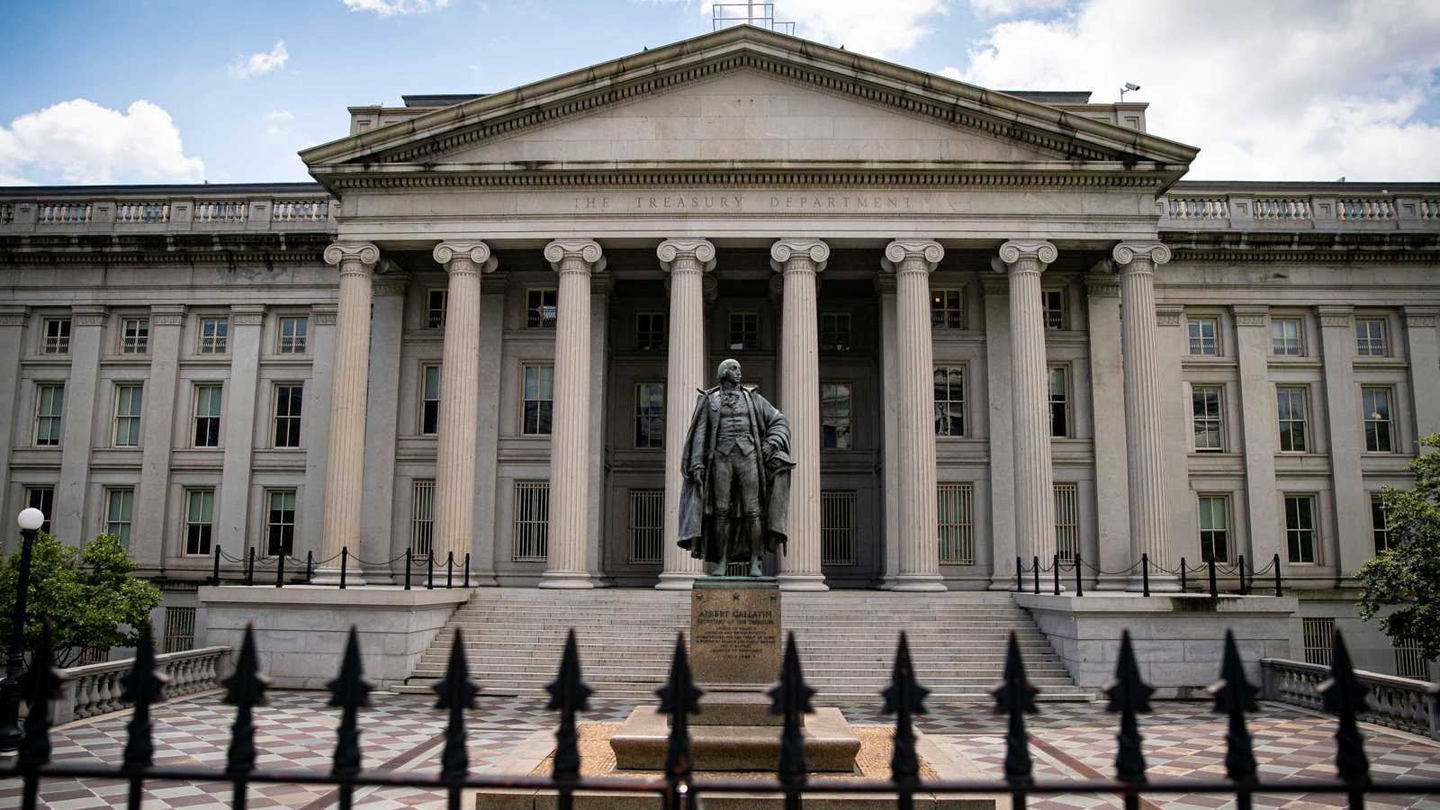 الخزانة الأمريكية تفرض عقوبات جديدة على "أذرع إيران" في العراق