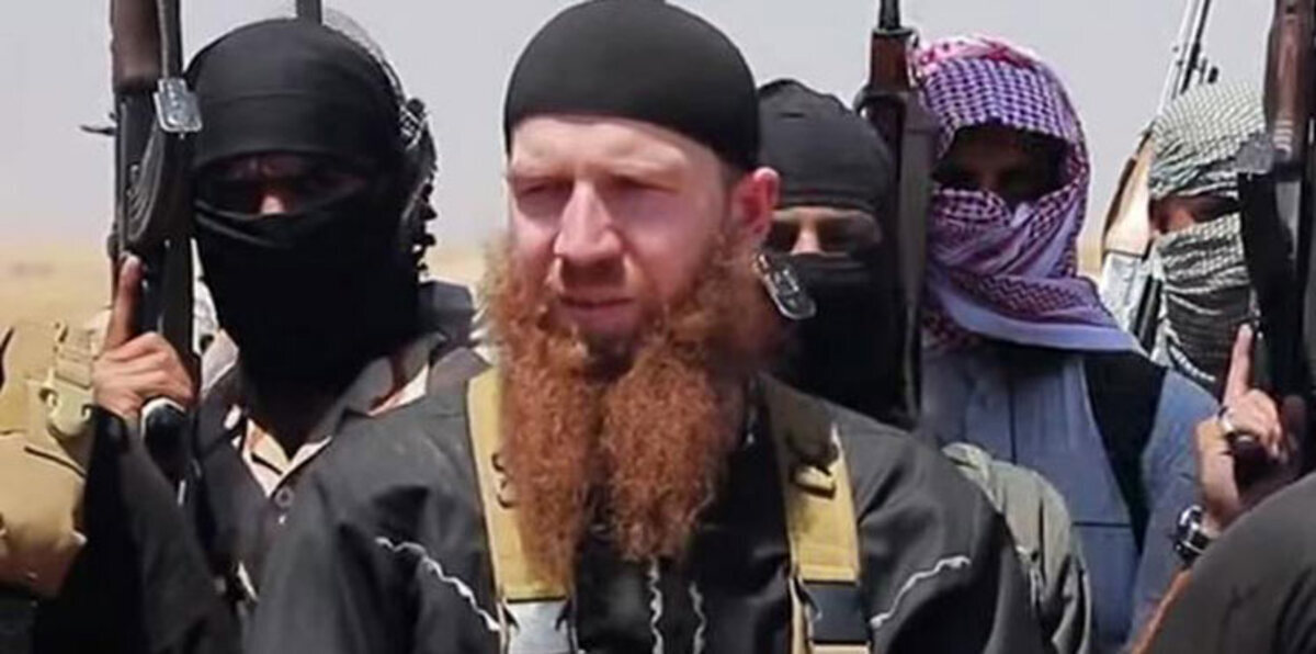 المرصد: قيادي داعش أبو عمر الشيشاني أصيب ولم يُقتل