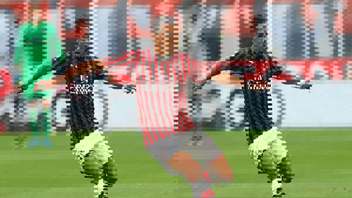 غوارديولا يتصل بالجزائري إسماعيل بن ناصر لإقناعه بالانضمام لمانشستر سيتي