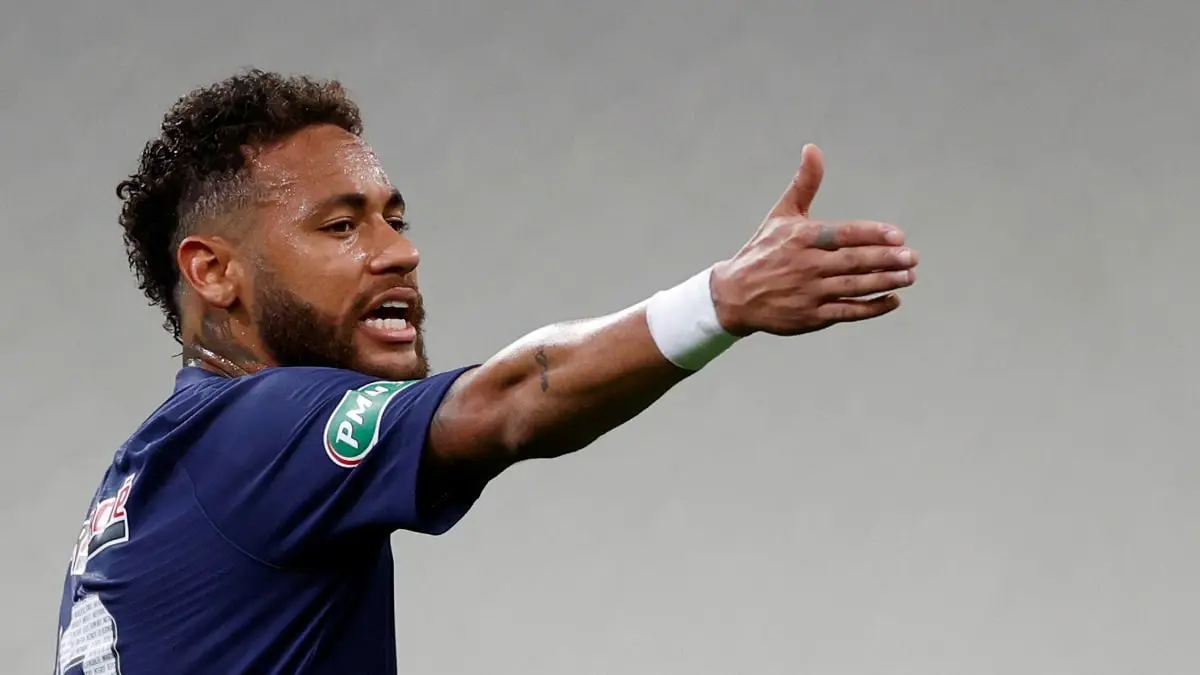 نيمار يعلن تعافيه من فيروس كورونا