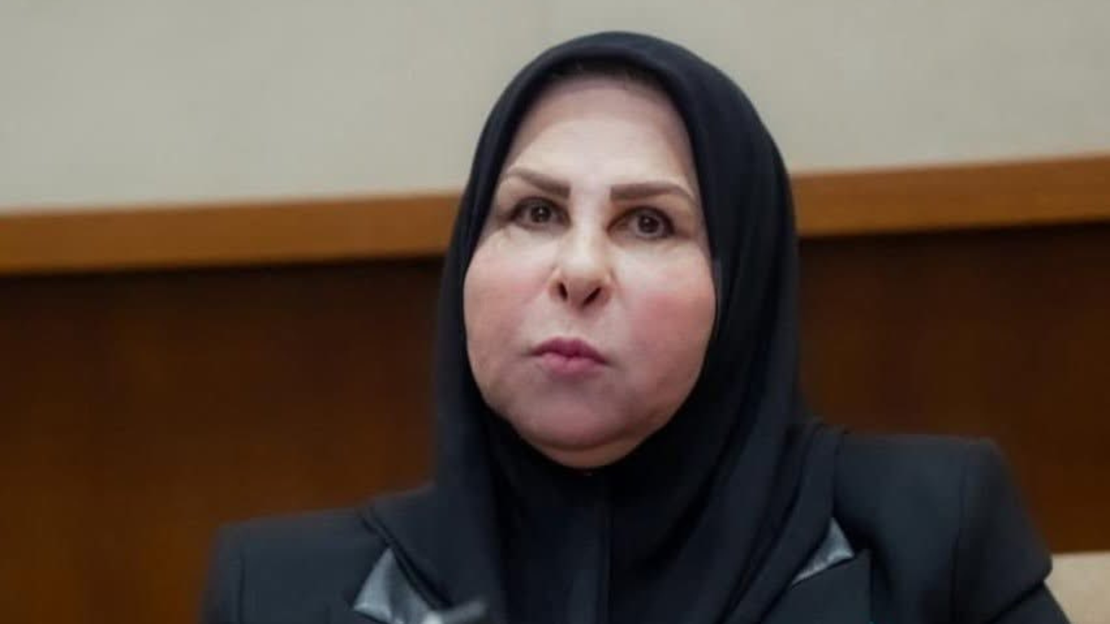 ربطت "احتجاجات تشرين" بالإرهاب.. برلمانية تشعل الشارع العراقي