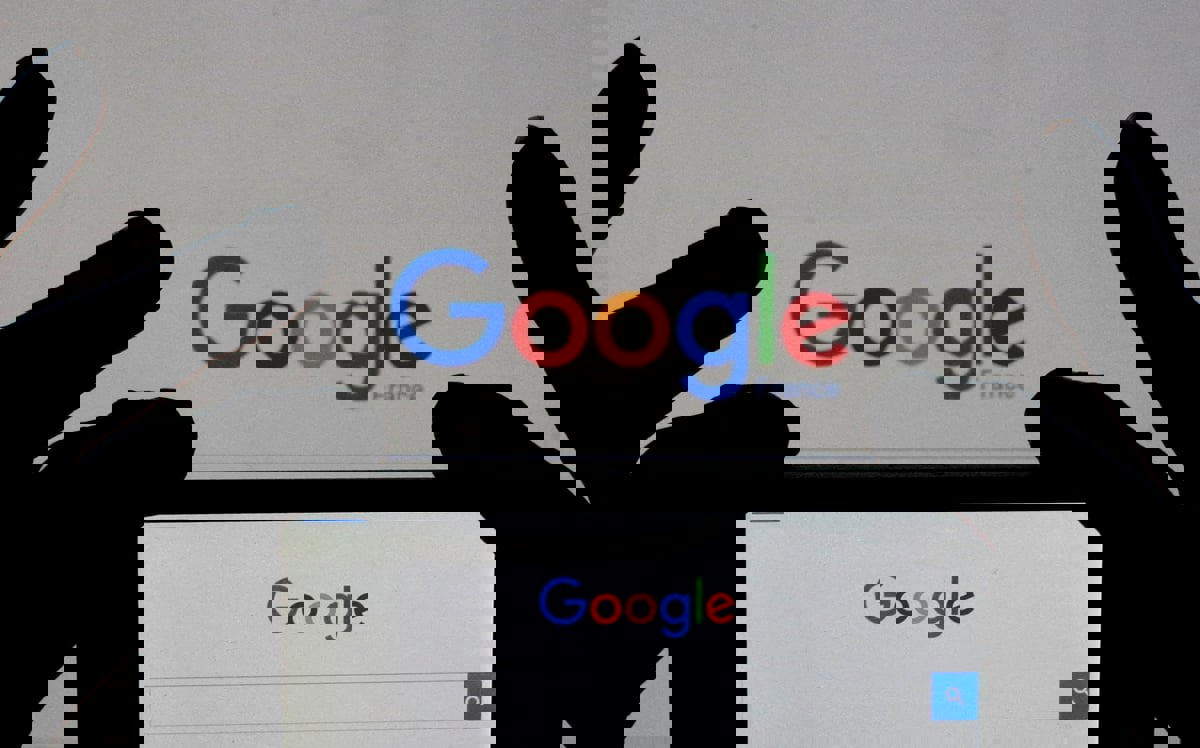 "غوغل" تدرس فرض رسوم على البحث المميز المدعوم بالذكاء الاصطناعي