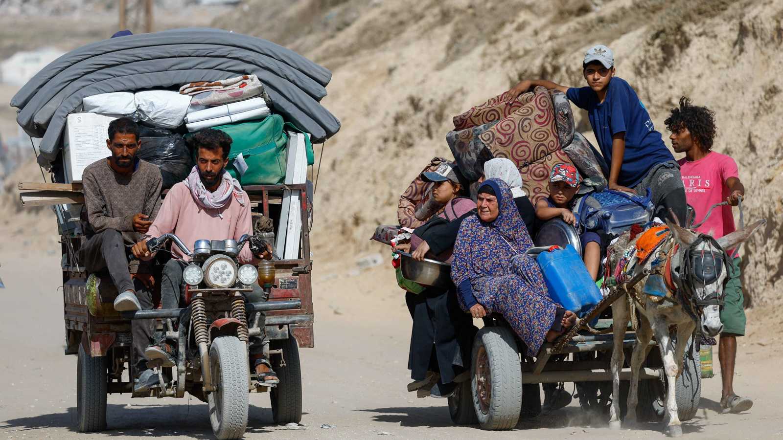 "منطقة قتال خطيرة".. إسرائيل تحذر من العودة إلى مدينة غزة أو شمال القطاع