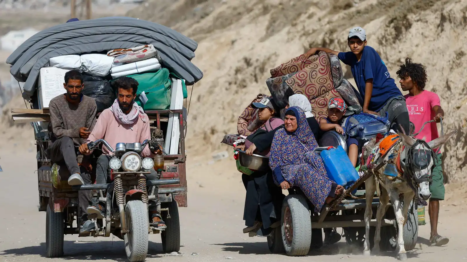 "منطقة قتال خطيرة".. إسرائيل تحذر من العودة إلى مدينة غزة أو شمال القطاع