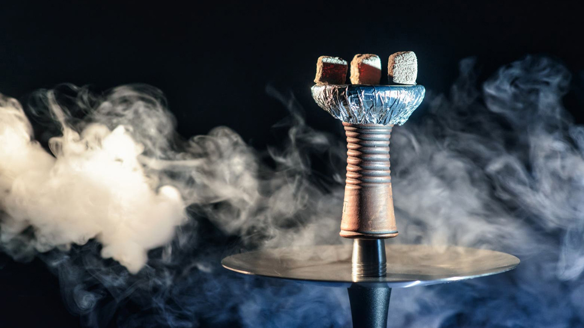 نزاع قضائي على معسل الشيشة يثير الجدل في السعودية