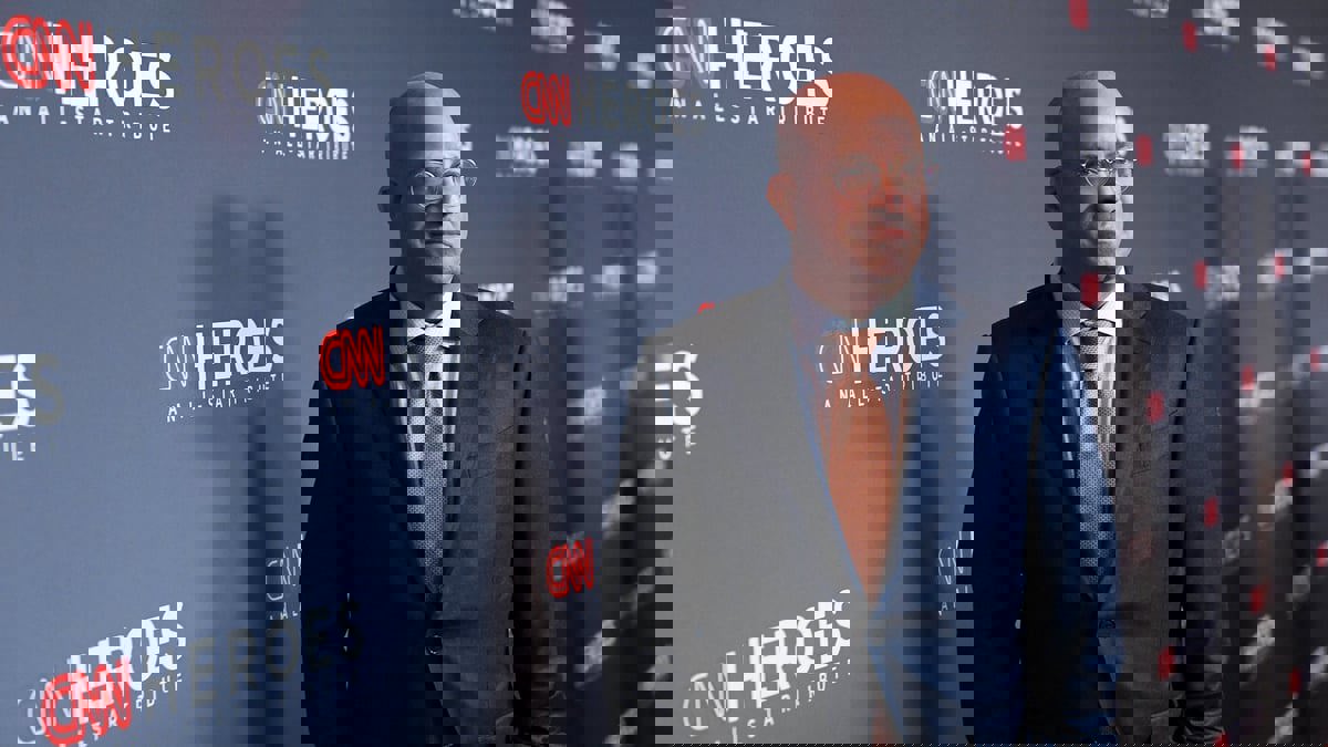 رئيس شبكة "سي إن إن" الأمريكية يستقيل بسبب "علاقة غرامية مع زميلة"