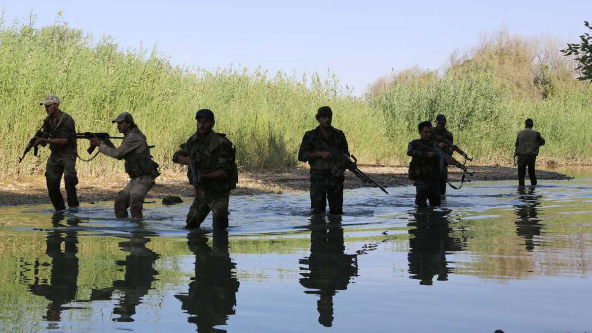 تقرير: النظام السوري يشجع إيران على تعزيز قوتها في دير الزور