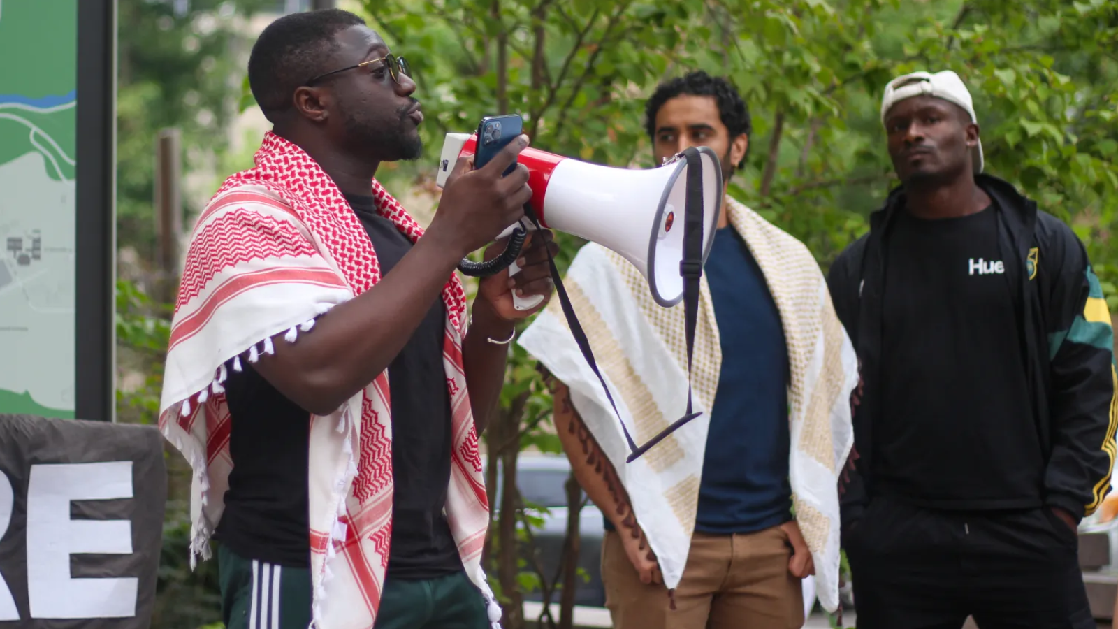 دُعي لتسليم نفسه.. طالب يواجه الترحيل من الولايات المتحدة