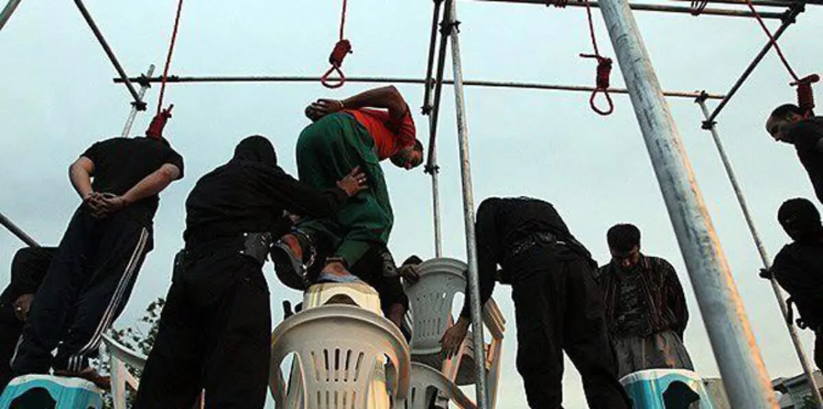 إيران تعدم 3 سجناء من البلوش السنة