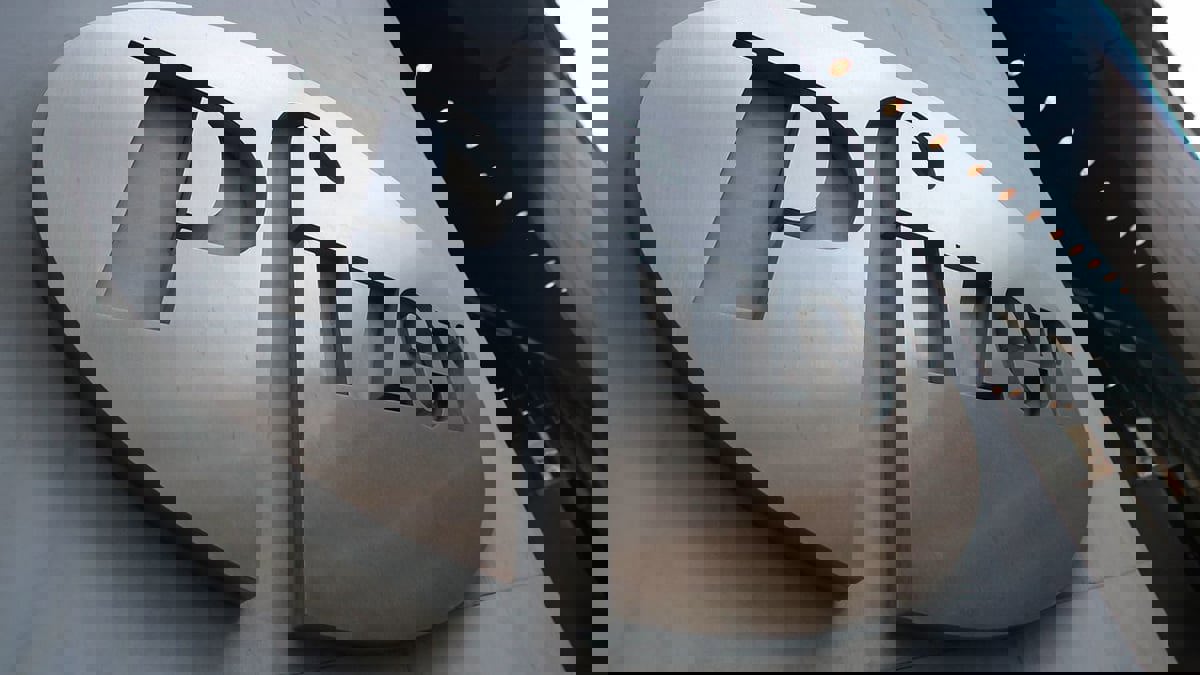 اتهام 5 شركات بينها فايزر وأسترازينيكا بتمويل الإرهاب في العراق