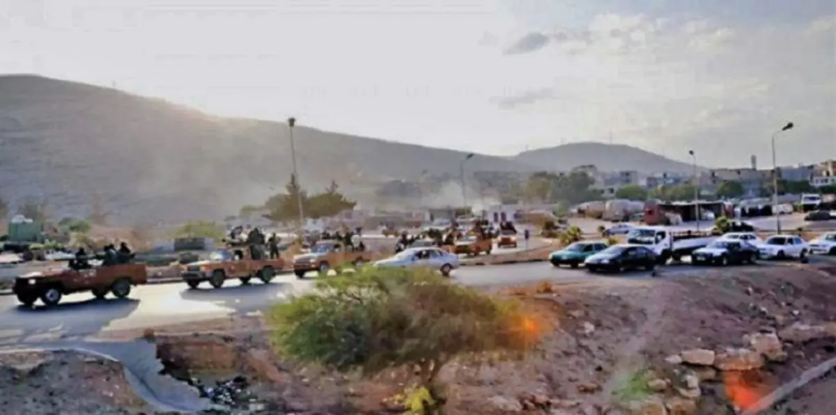 ليبيا.. تجدد الاشتباكات بين مسلحي التنظيمات الإرهابية بدرنة