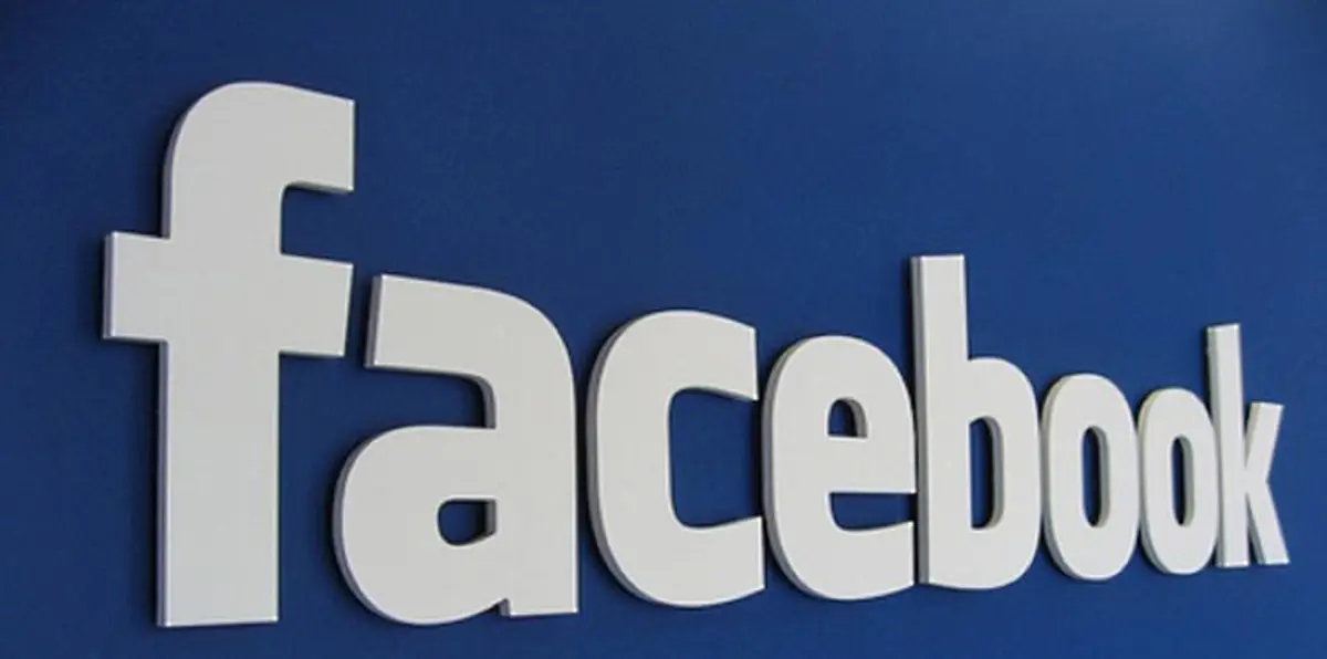 بالصور..فيسبوك يحظر صورا لتمثال بحجة أنها مثيرة