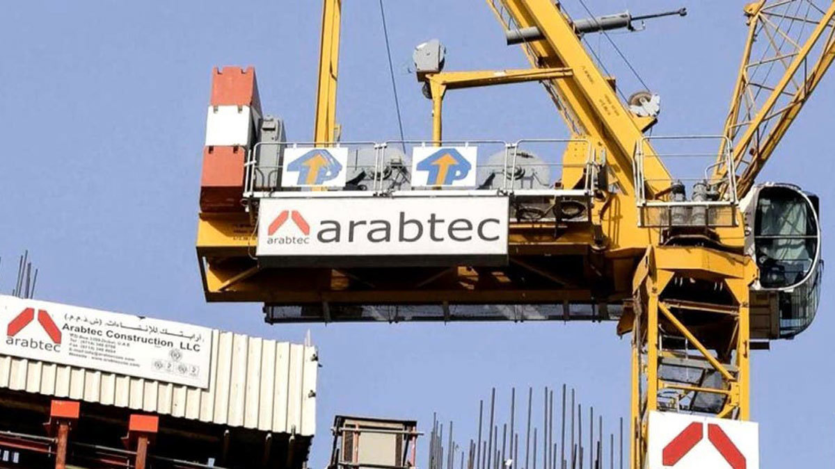 مصادر رويترز: أرابتك القابضة تسرح 5 آلاف موظف قبل التصفية