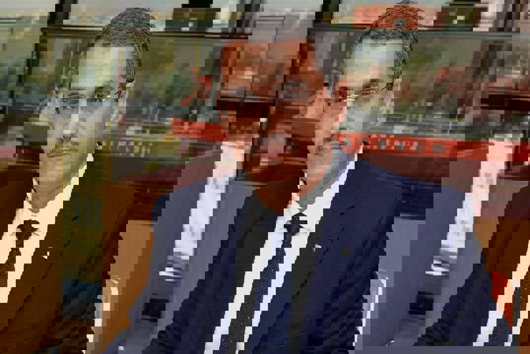 
تبون يقيل مدير "سوناطراك" ويعين حشيشي خلفا له
