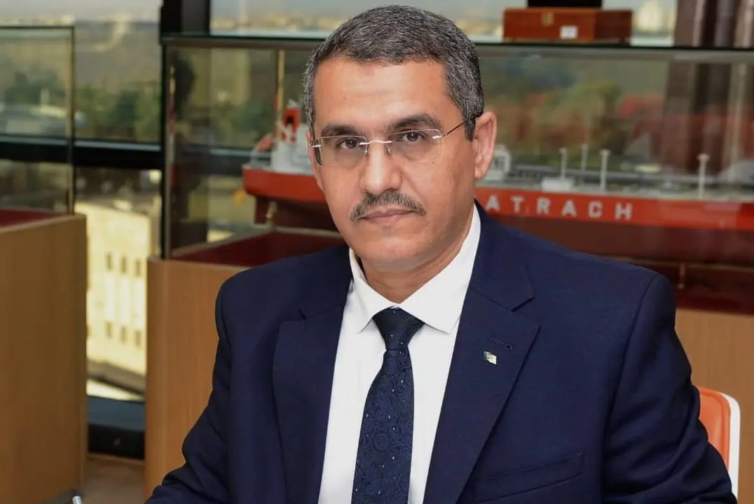 
تبون يقيل مدير "سوناطراك" ويعين حشيشي خلفا له
