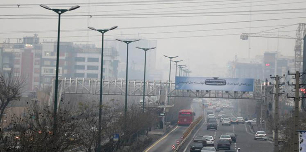إيران تغلق بعض مدارسها ليومين بسبب تلوث الهواء