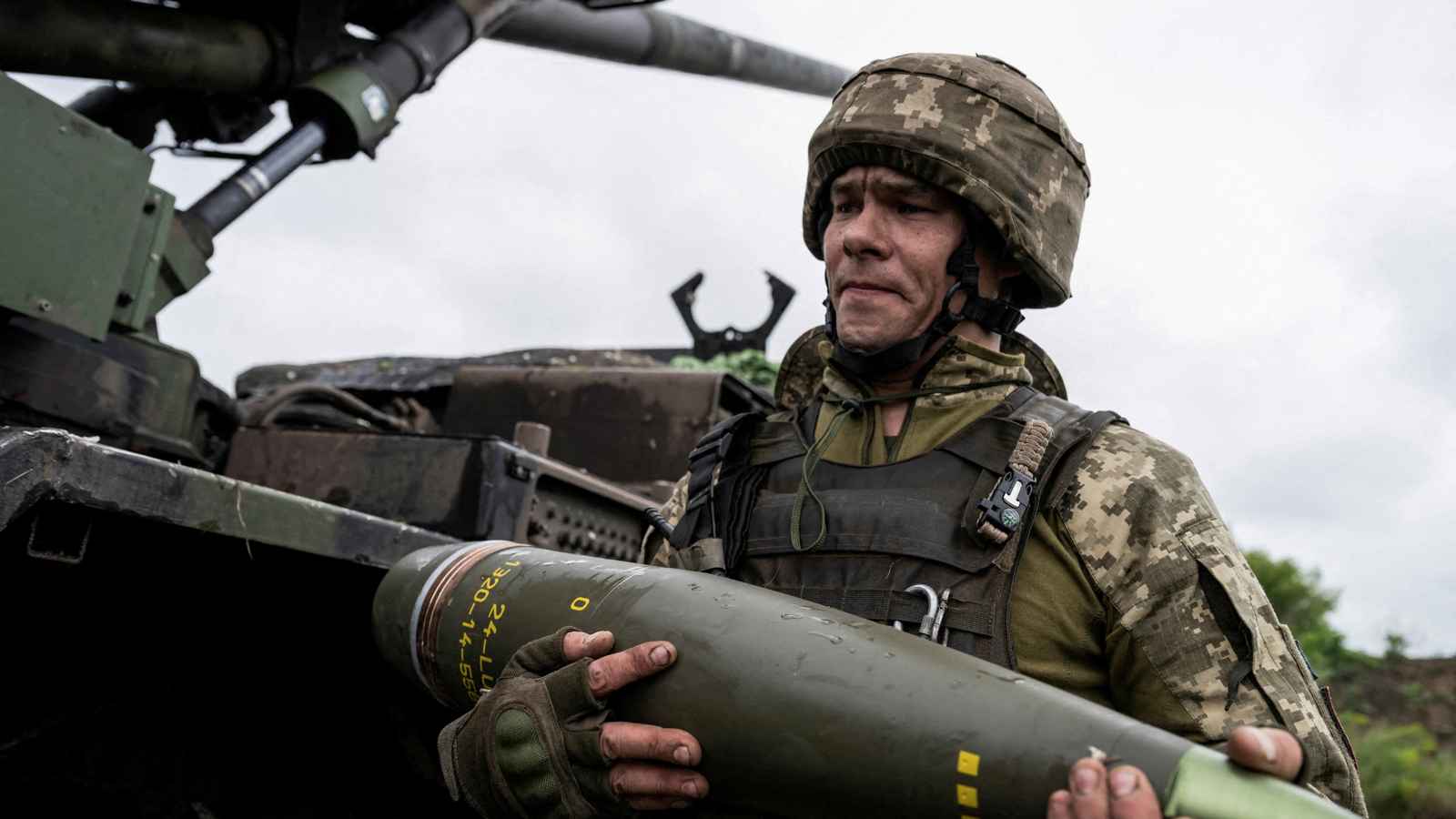 أوكرانيا تُسقط 41 من أصل 80 طائرة مسيرة روسية