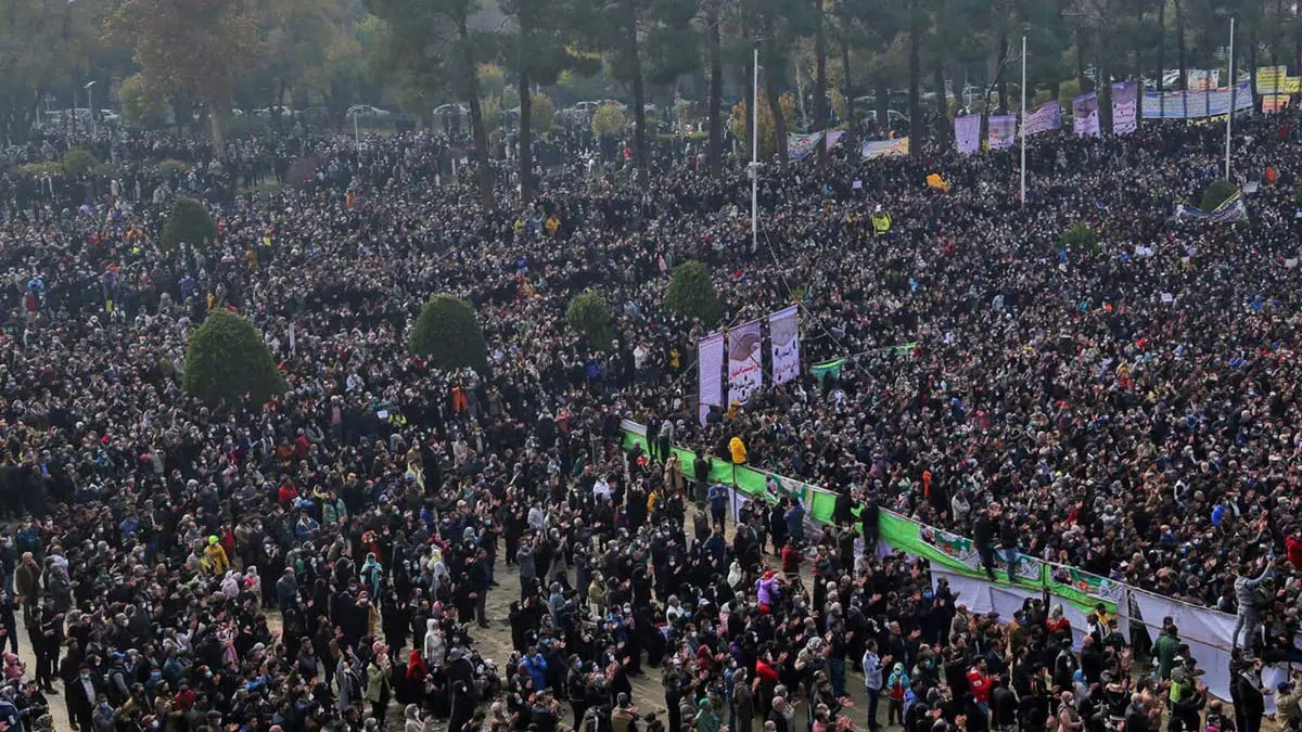 منظمة إيرانية:  عدد المعتقلين في احتجاجات أصفهان بلغ 214 بينهم 13 طفلا