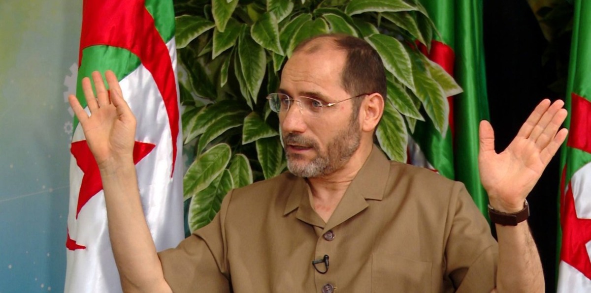 عبد الرزاق مقري يعود مجددًا إلى رئاسة أكبر حزب إسلامي في الجزائر