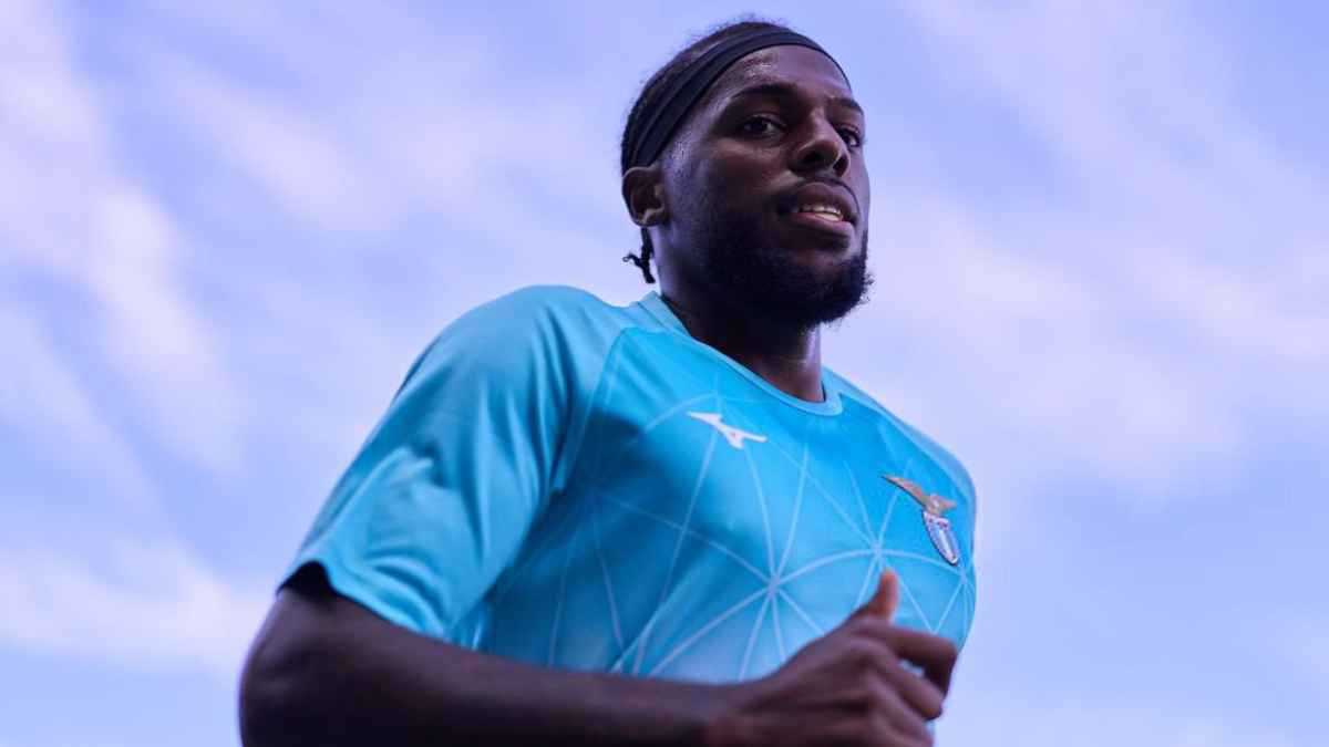 الاتحاد السعودي يقترب من التعاقد مع نجم لاتسيو