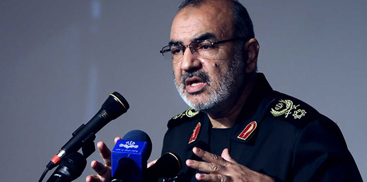 إيران تعترف: نحارب أعداءنا العرب من خلال الحوثيين