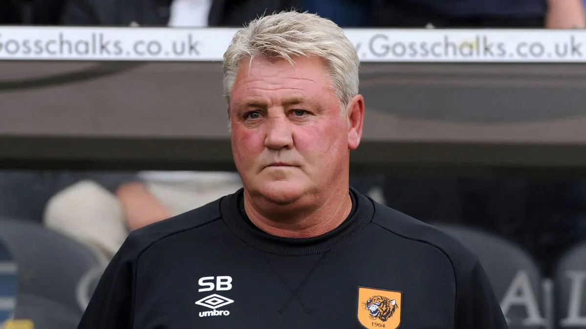 النادي الأهلي المصري يفاوض ستيف بروس.. والمقاصة يوضح شروطه لبيع أنطوي للزمالك