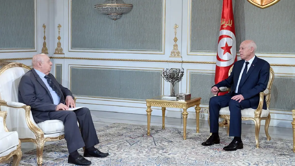 "لا برلماني ولا رئاسي".. شكل النظام السياسي الجديد في تونس يثير مخاوف المعارضة