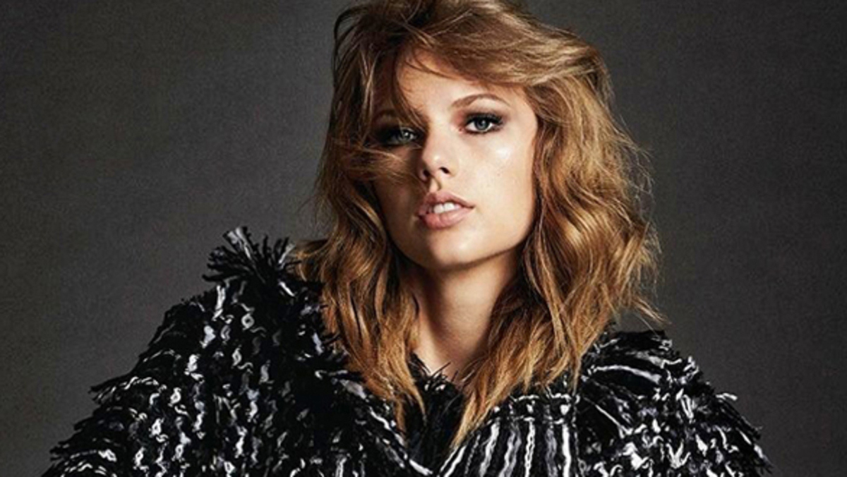 تايلور سويفت تنتقد سياسة ترامب وتصفها بالجحيم