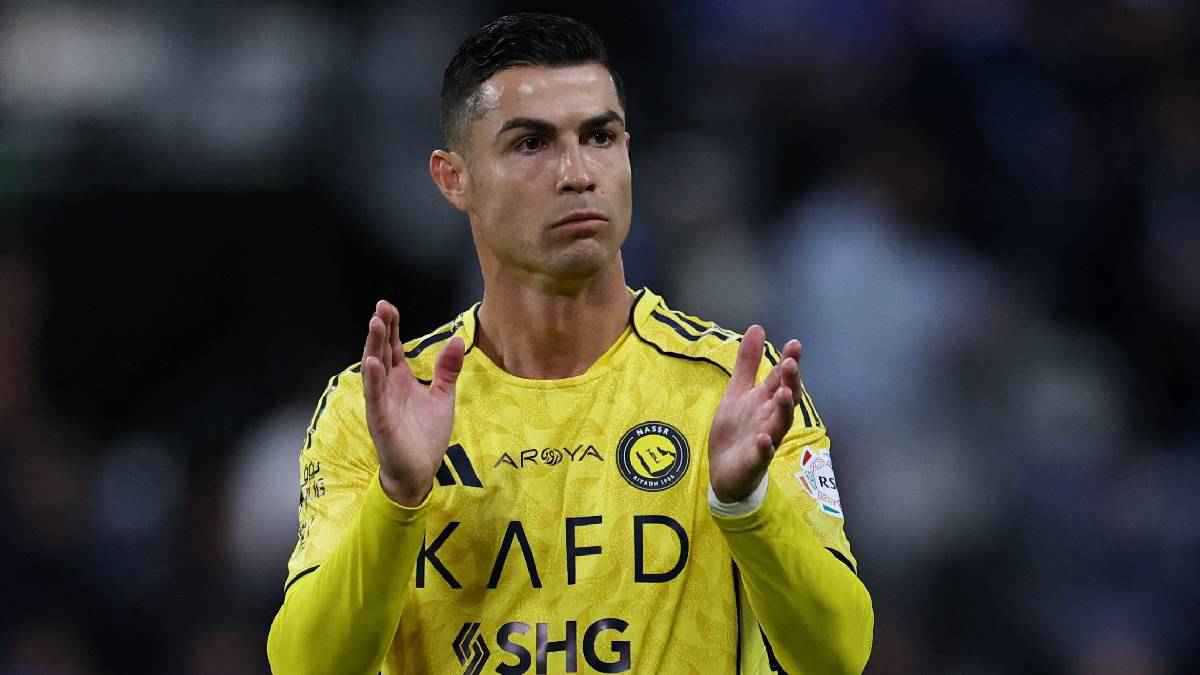 رد فعل غريب من كريستيانو رونالدو بعد هدف الهلال الثالث (فيديو)