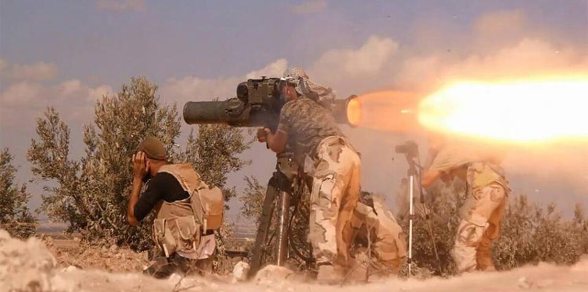 مقتل العشرات من قوات الأسد في هجوم للمعارضة على مطار حماة