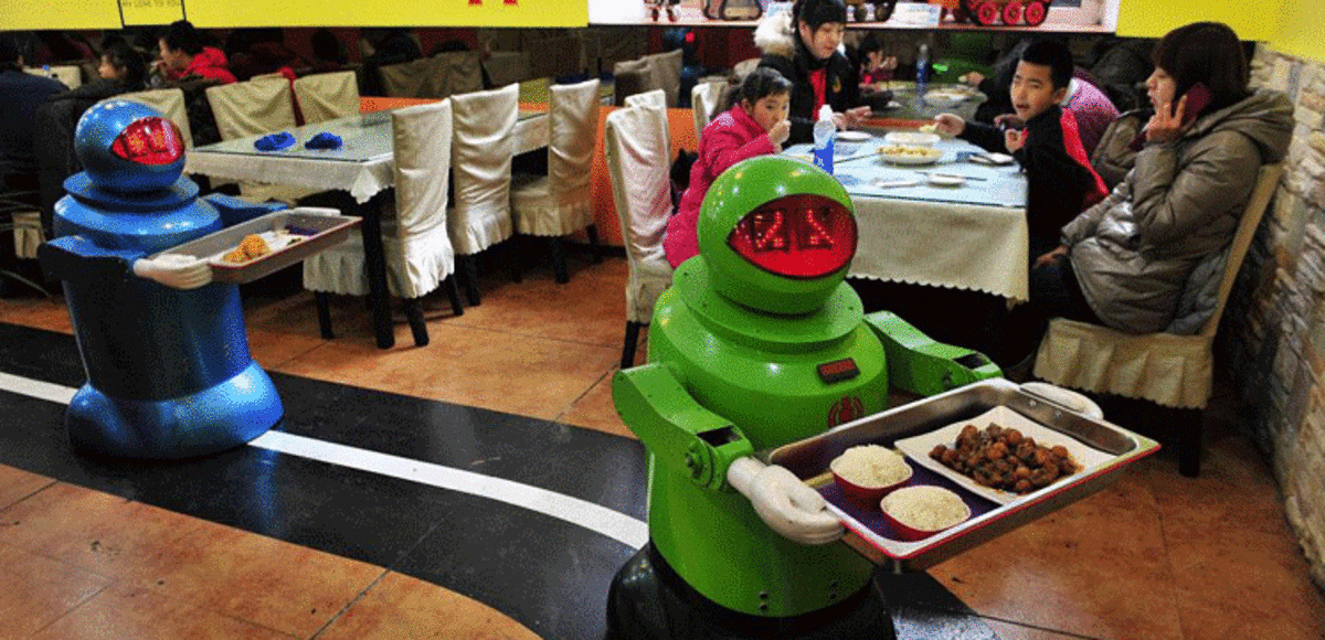 هدية عيد الميلاد.. روبوت لتوصيل الطلبات إلى المنازل